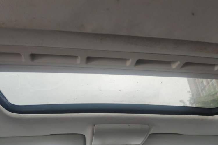 Used Volkswagen Lavida 2013 1.4TSI Manual Comfort Edition Headliner