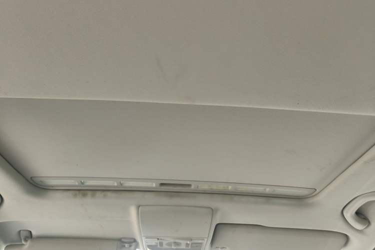Used Volkswagen Lavida 2013 1.4TSI DSG Comfort Edition Headliner
