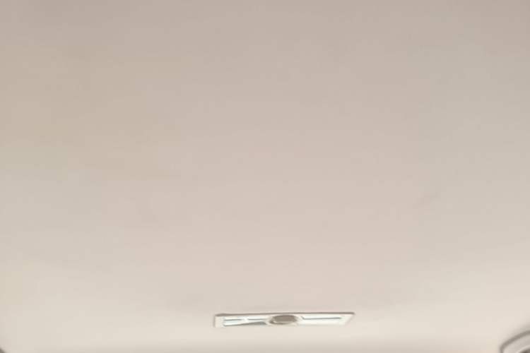 Used Volkswagen Lavida 2013 Revised Classic 1.6L Manual Fashion Edition Headliner
