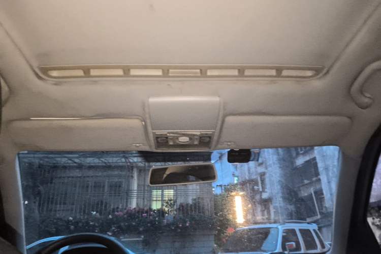 Used Volkswagen Lavida 2013 1.4TSI Manual Comfort Edition Headliner