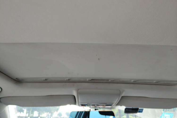 Used Volkswagen Lavida 2013 Restyled Classic 1.6L Automatic Comfort Edition Headliner