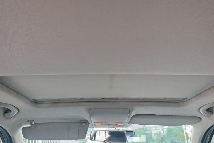 Used Volkswagen Lavida 2013 Revised Version 1.4 TSI Manual Comfort Edition Headliner