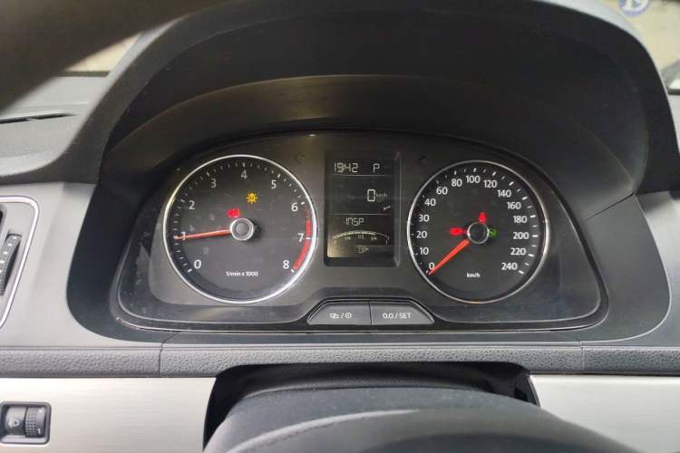 Used Volkswagen Lavida 2013 Restyled Classic 1.6L Automatic Comfort Edition Instrument Cluster