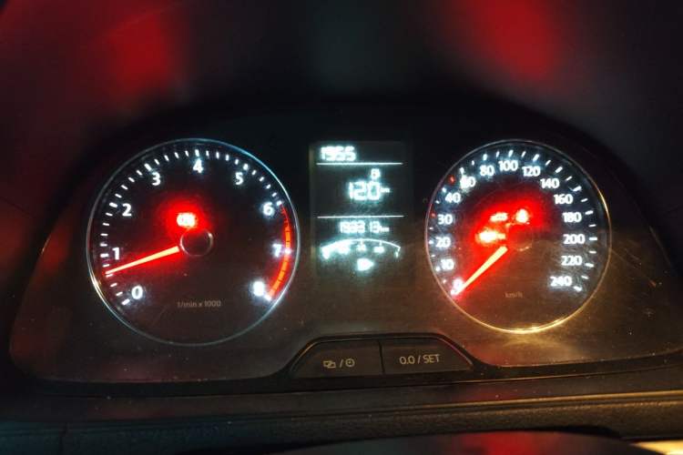 Used Volkswagen Lavida 2013 Restyled Classic 1.6L Manual Comfort Edition Instrument Cluster