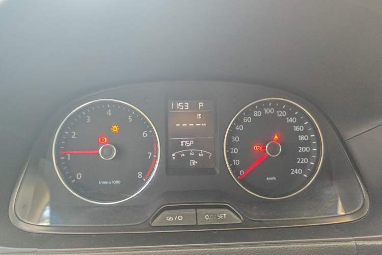 Used Volkswagen Lavida 2013 Restyled Classic 1.6L Automatic Comfort Edition Instrument Cluster
