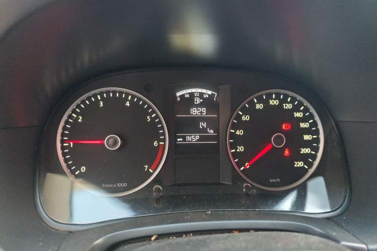 Used Volkswagen Lavida 2013 Classic 1.6L Manual Fashion Edition Instrument Cluster
