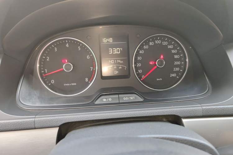 Used Volkswagen Lavida 2013 Restyled Classic 1.6L Manual Comfort Edition Instrument Cluster