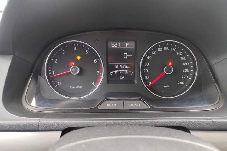 Used Volkswagen Lavida 2013 Restyled Classic 1.6L Automatic Comfort Edition Instrument Cluster