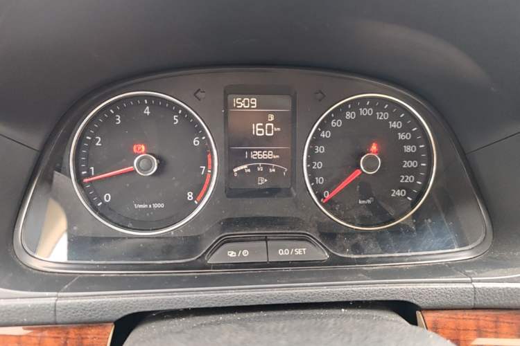Used Volkswagen Lavida 2013 Restyled Classic 1.6L Manual Comfort Edition Instrument Cluster
