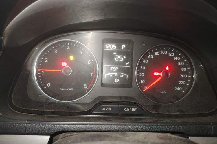 Used Volkswagen Lavida 2013 Revised Version 1.4 TSI DSG Comfort Edition Instrument Cluster