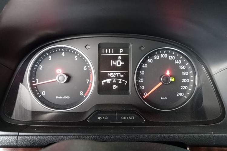 Used Volkswagen Lavida 2013 Restyled Classic 1.6L Automatic Comfort Edition Instrument Cluster