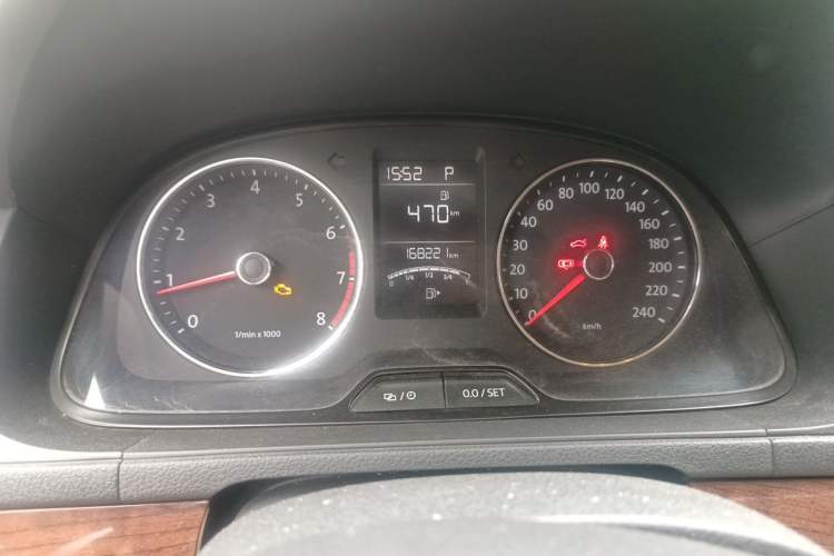 Used Volkswagen Lavida 2013 Restyled Classic 1.6L Automatic Comfort Edition Instrument Cluster