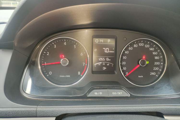 Used Volkswagen Lavida 2013 Restyled Classic 1.6L Automatic Comfort Edition Instrument Cluster