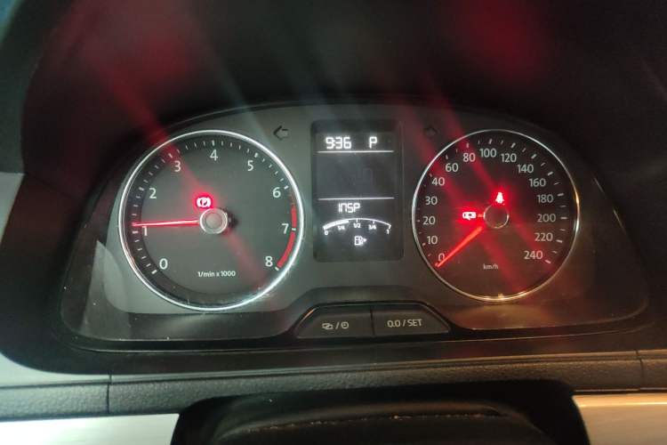 Used Volkswagen Lavida 2013 Restyled Classic 1.6L Automatic Comfort Edition Instrument Cluster