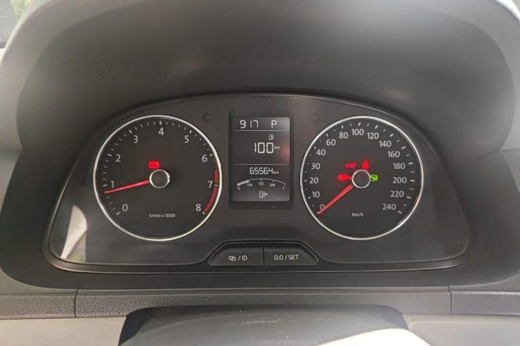 Used Volkswagen Lavida 2013 Restyled Classic 1.6L Automatic Comfort Edition Instrument Cluster