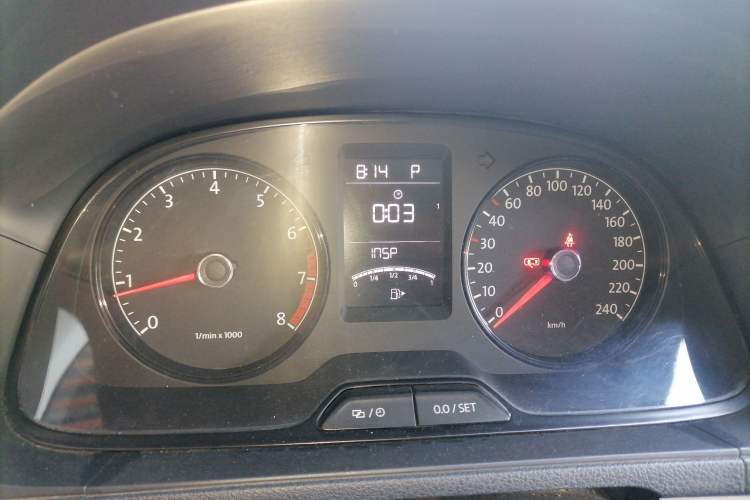 Used Volkswagen Lavida 2013 Revised Classic 1.6L Automatic Fashion Edition Instrument Cluster