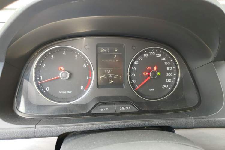 Used Volkswagen Lavida 2013 Restyled Classic 1.6L Automatic Comfort Edition Instrument Cluster