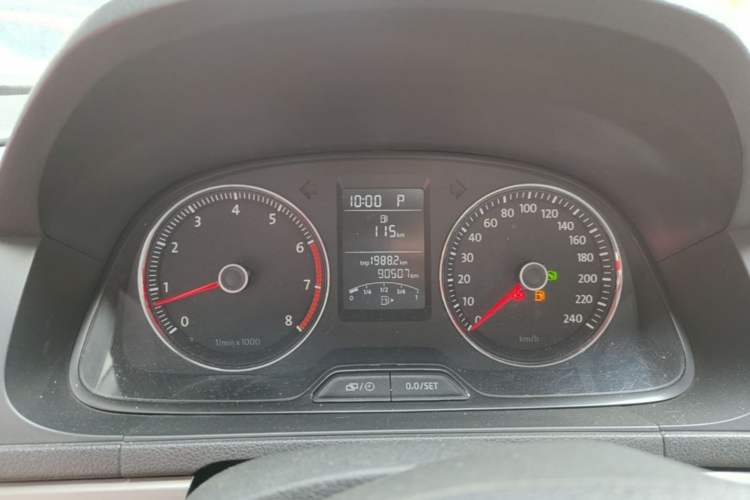 Used Volkswagen Lavida 2013 1.4TSI DSG Comfort Edition Instrument Cluster