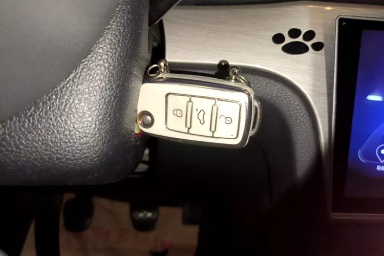 Used Volkswagen Lavida 2013 Revised Version 1.4 TSI Manual Comfort Edition Interior 1
