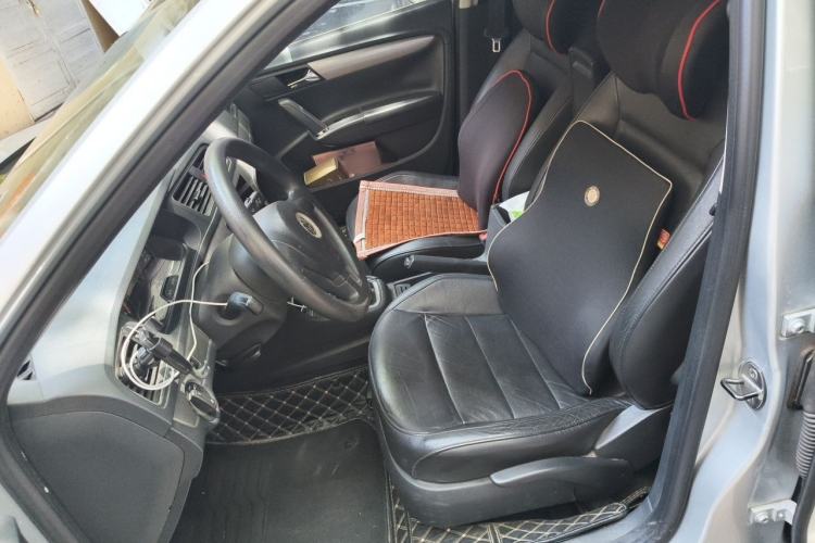 Used Volkswagen Lavida 2013 Revised Version 1.4 TSI Manual Comfort Edition Left Front Seat