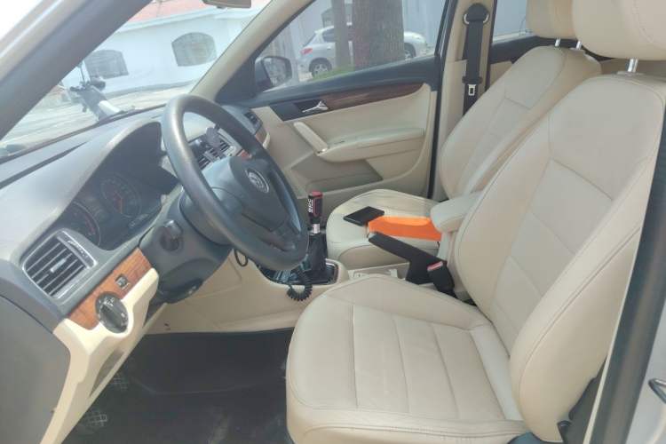 Used Volkswagen Lavida 2013 1.4TSI Manual Comfort Edition Left Front Seat