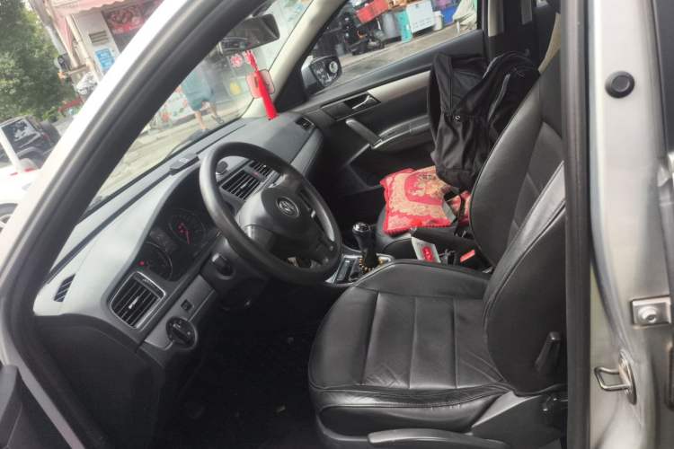 Used Volkswagen Lavida 2013 1.4TSI Manual Comfort Edition Left Front Seat