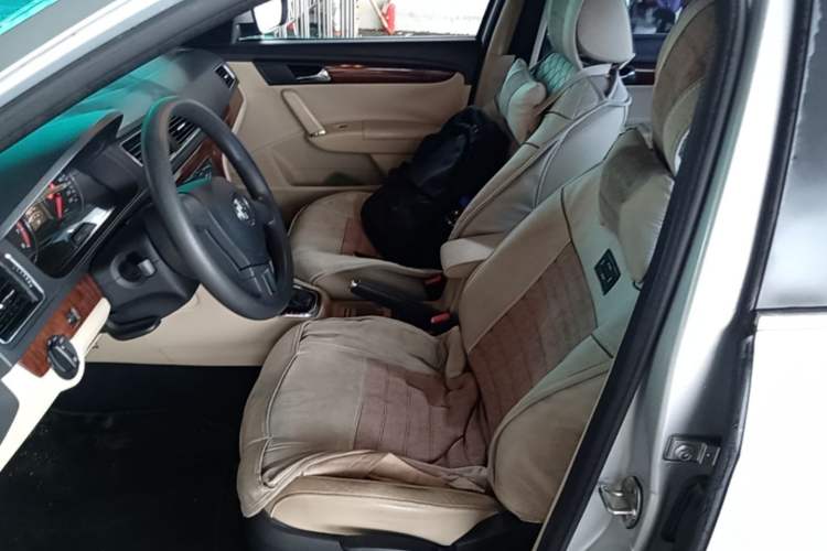 Used Volkswagen Lavida 2013 Restyled Classic 1.6L Automatic Comfort Edition Left Front Seat