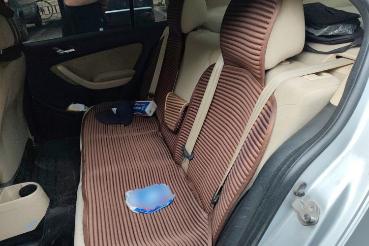 Used Volkswagen Lavida 2013 Classic 1.6L Manual Fashion Edition Left Rear Seat