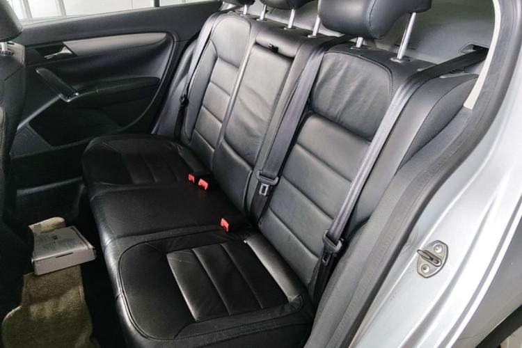 Used Volkswagen Lavida 2013 1.4TSI DSG Comfort Edition Left Rear Seat