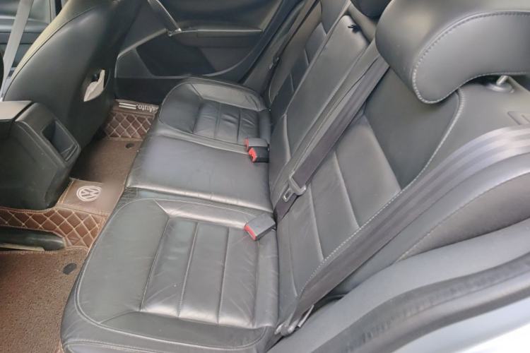Used Volkswagen Lavida 2013 Restyled Classic 1.6L Manual Comfort Edition Left Rear Seat