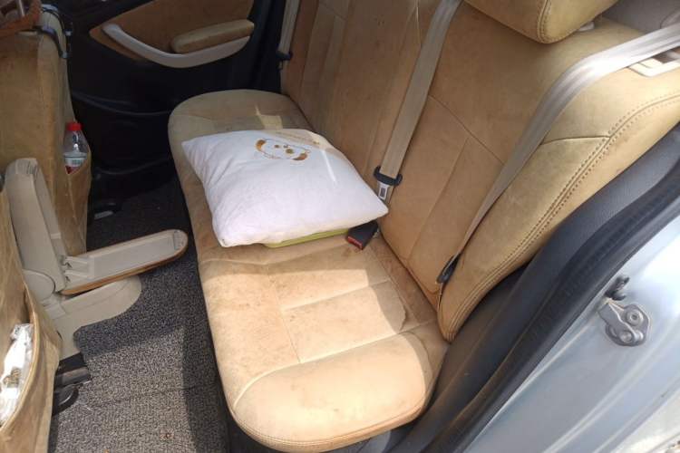 Used Volkswagen Lavida 2013 Classic 1.6L Manual Fashion Edition Left Rear Seat