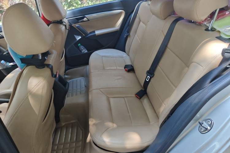 Used Volkswagen Lavida 2013 Revised Classic 1.6L Automatic Fashion Edition Left Rear Seat