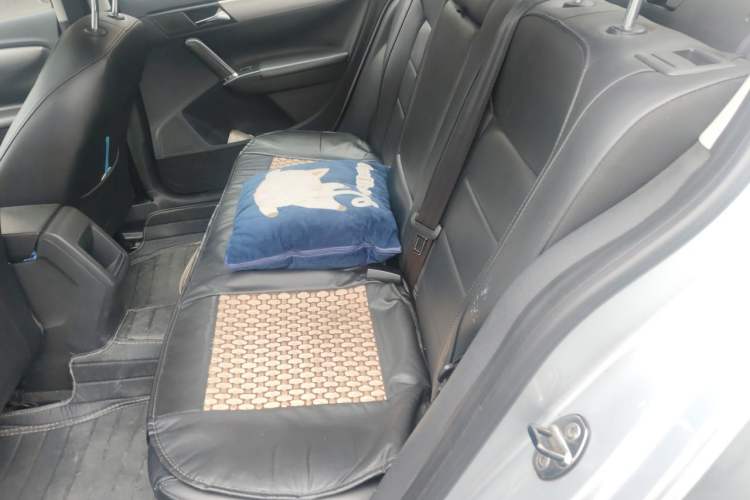 Used Volkswagen Lavida 2013 1.4TSI Manual Comfort Edition Left Rear Seat