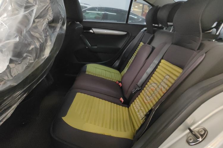 Used Volkswagen Lavida 2013 Revised Classic 1.6L Automatic Fashion Edition Left Rear Seat