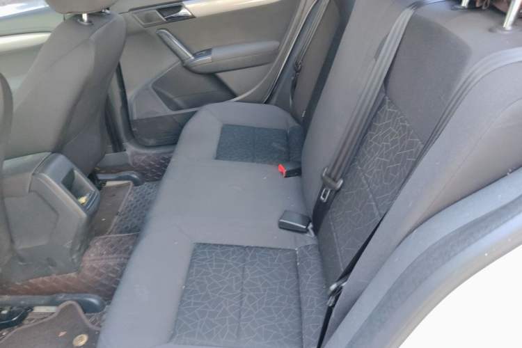 Used Volkswagen Lavida 2013 Revised Classic 1.6L Automatic Fashion Edition Left Rear Seat