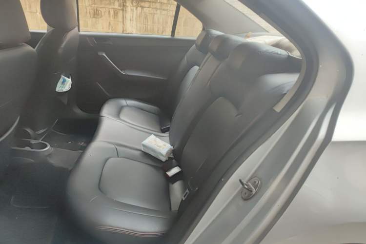 Used Volkswagen Lavida 2013 Revised Classic 1.6L Automatic Fashion Edition Left Rear Seat