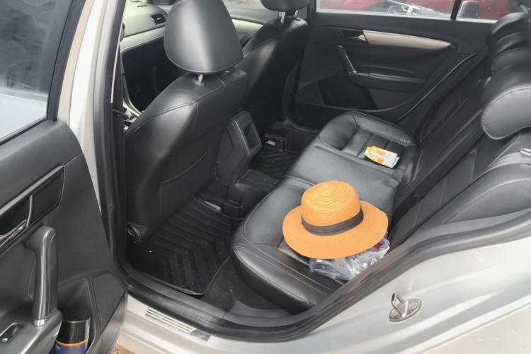 Used Volkswagen Lavida 2013 1.6L Automatic Comfort Edition Left Rear Seat