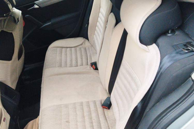Used Volkswagen Lavida 2013 Revised Classic 1.6L Automatic Fashion Edition Left Rear Seat