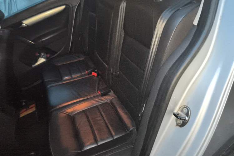 Used Volkswagen Lavida 2013 1.4TSI Manual Comfort Edition Left Rear Seat