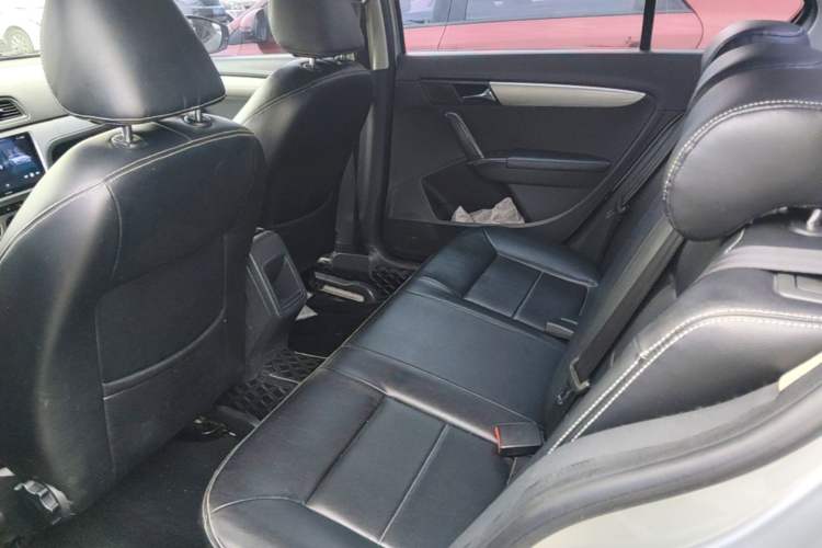 Used Volkswagen Lavida 2013 Revised Classic 1.6L Automatic Fashion Edition Left Rear Seat