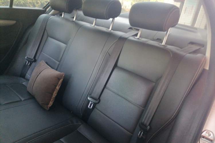 Used Volkswagen Lavida 2013 Revised Classic 1.6L Automatic Fashion Edition Left Rear Seat