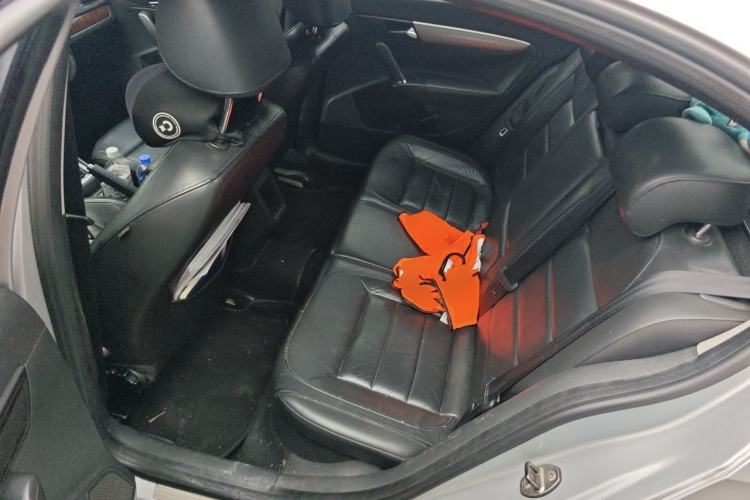 Used Volkswagen Lavida 2013 Revised Version 1.4 TSI Manual Comfort Edition Left Rear Seat