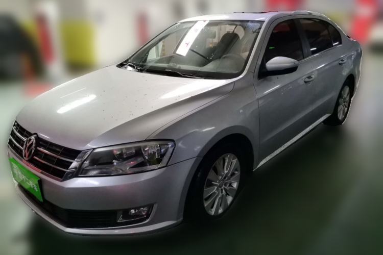 Used Volkswagen Lavida 2013 1.6L Manual Comfort Edition Guazi used car, China used car export, Used car for sale, Used  cars, Cheapest cars for sale