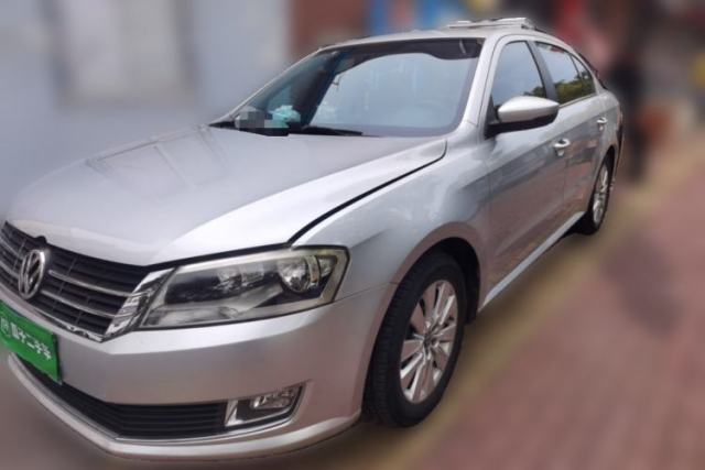 Used Volkswagen Lavida 2013 Restyled Classic 1.6L Manual Comfort Edition