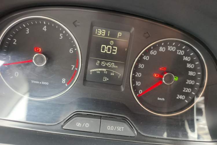 Used Volkswagen Lavida 2013 Restyled Classic 1.6L Automatic Comfort Edition Odometer Close Up