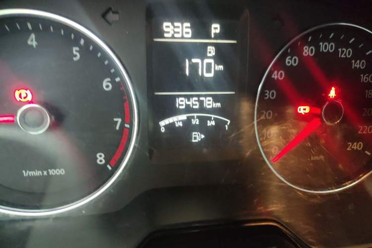 Used Volkswagen Lavida 2013 Restyled Classic 1.6L Automatic Comfort Edition Odometer Close Up