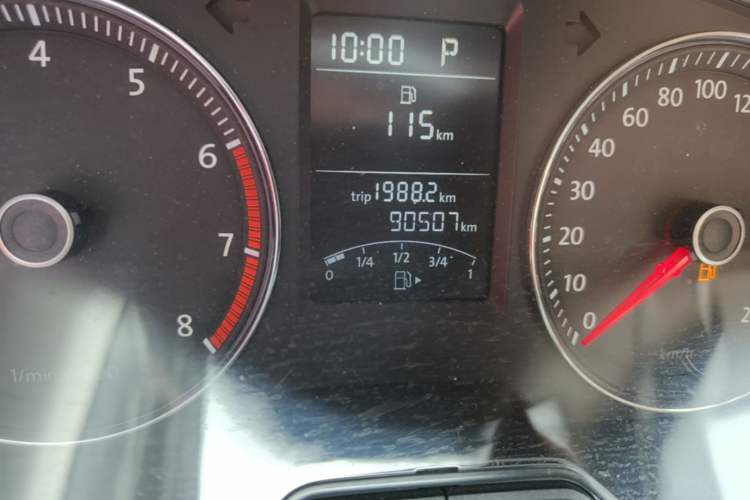 Used Volkswagen Lavida 2013 1.4TSI DSG Comfort Edition Odometer Close Up