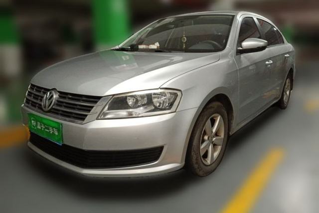 Ojetý Volkswagen Lavida 2013 Revised Classic 1.6L Automatic Fashion Edition