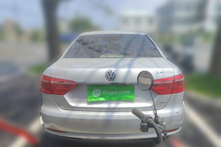 Used Volkswagen Lavida 2013 1.4TSI Manual Comfort Edition Rear