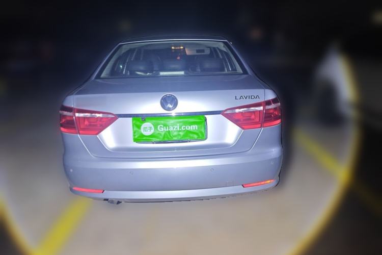 Used Volkswagen Lavida 2013 1.6L Manual Comfort Edition Rear